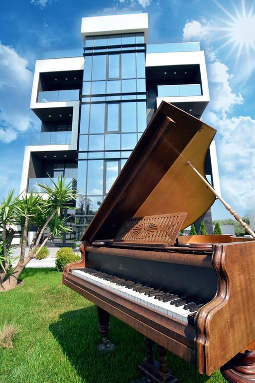 Imperia By Zev Apartments Năvodari Exteriör bild